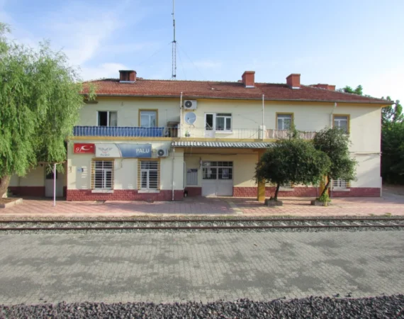 palu tren garı